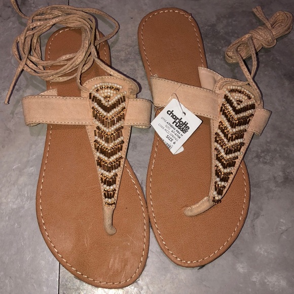 Size 6 women sandal slipper bundle brand new Charlotte Russe gold summer shoe - Picture 3 of 4